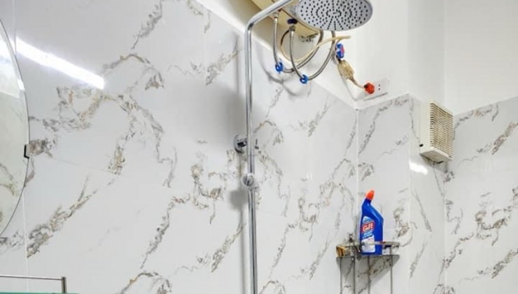 Cho thuê nhà mới ngõ Lãng Yên, 4 tầng, 40m2, 3 ngủ, 12 Triệu Full đồ mới koong